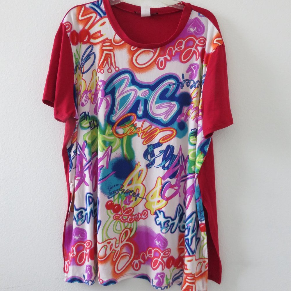 (#G) Touch Me Red Short Sleeve Graffiti Print Top Size  3X-Large
